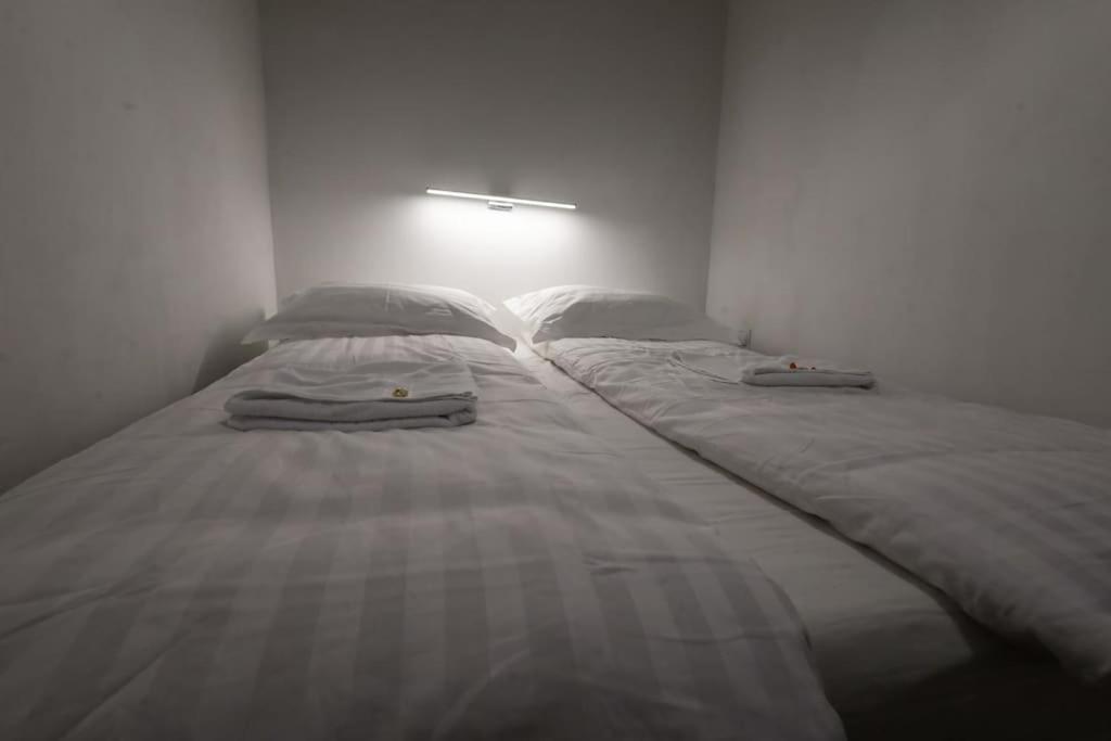 Apartment Pest-port Private Room-6 Budapest